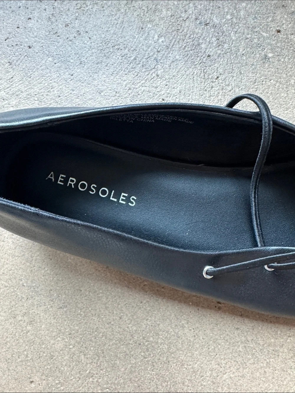 AEROSOLES Black Pointed Lace-Up Flats